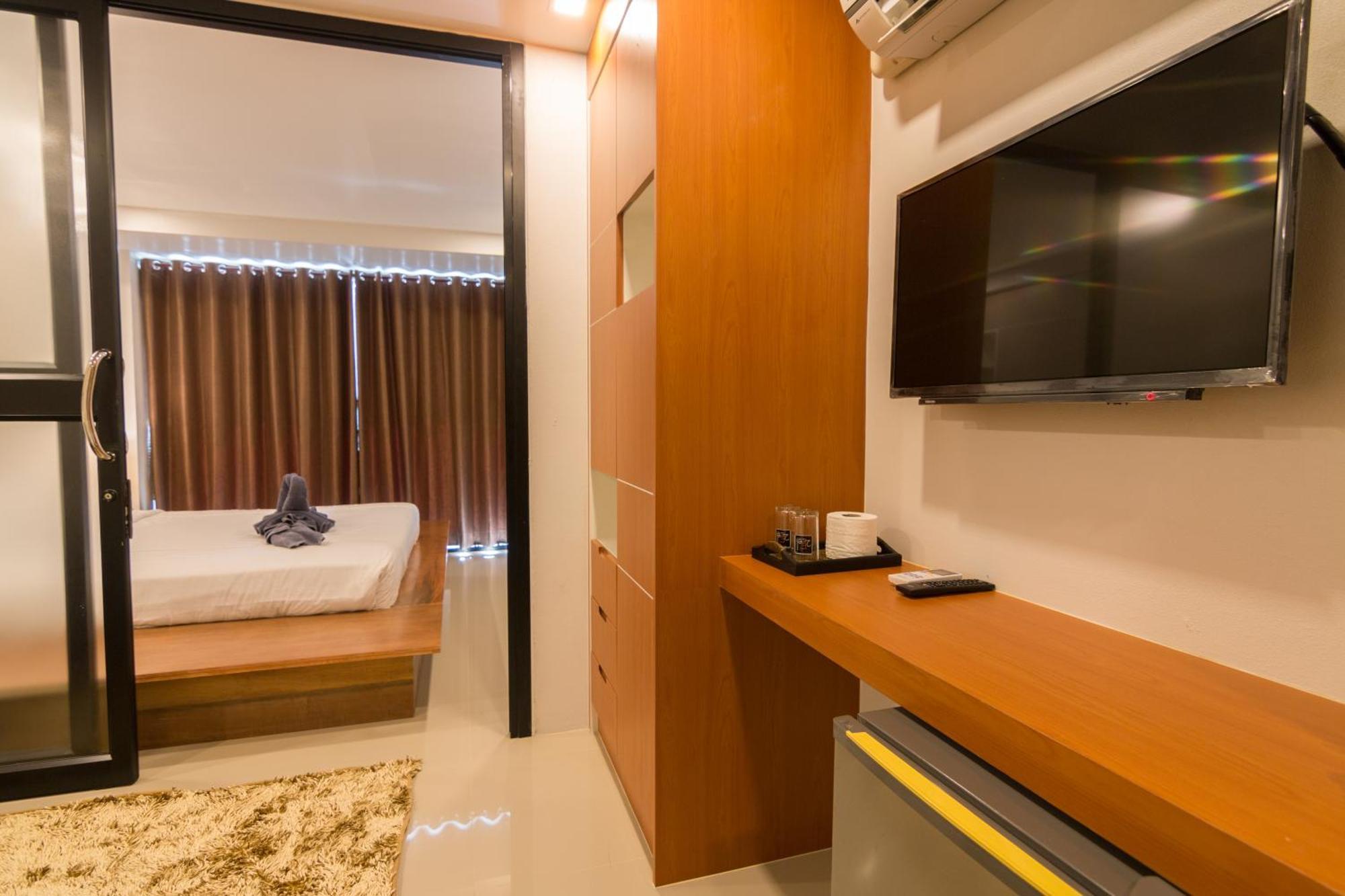 2 Feel Bed Station Udon Thani Exterior foto