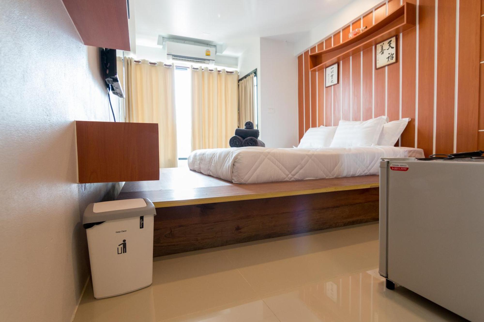 2 Feel Bed Station Udon Thani Exterior foto
